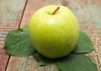 green apple