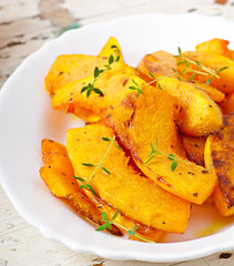 Baked pumpkin with thyme