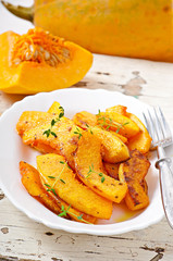 Baked pumpkin with thyme