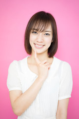 Fototapeta premium 考える女性