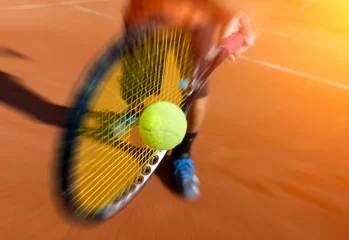 Rolgordijnen male tennis player in action © Mikael Damkier