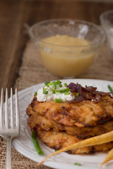 Potato Pancakes for Hannukah : Latkes