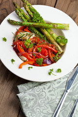 spargel paprika vegetaria gericht