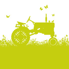 Traktor auf der Wiese © ufotopixl10