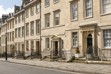 Fototapeta na wymiar Georgian buildings in Gay street, Bath