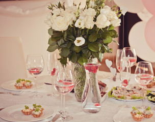 Elegant banquet table