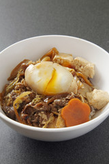 すき焼き丼