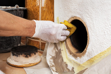 Cleaning the gas passes of a masonry heater