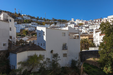 Setenil de las Bodegas