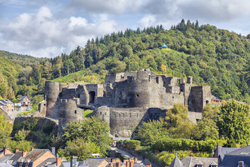 Obraz premium Ruins of medieval castle in La Roche-en-Ardenne