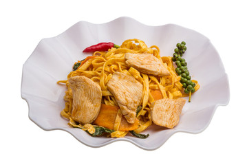 Fried noodles with chicken