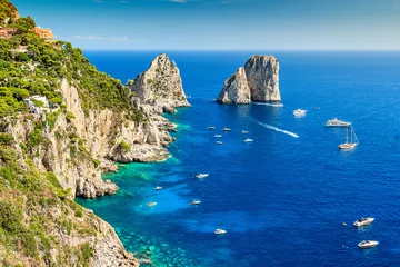 Fototapete Insel Capri-Insel und Faraglioni-Klippen, Italien, Europa