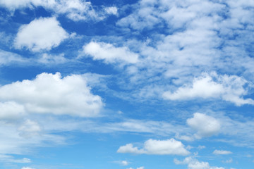 Obraz na płótnie Canvas abstract blue sky background