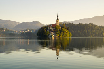 Kościół na wyspie.Jezioro Bled,Słowenia