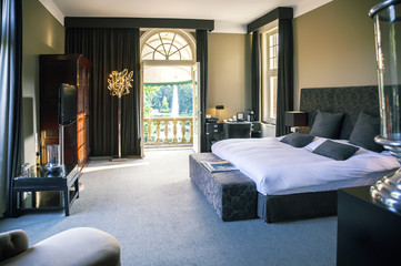 luxury hotel  room - 70559163