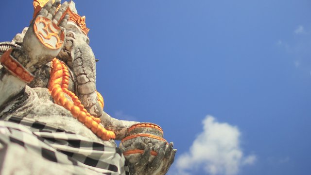 Ganesha the Hindu Deity (Cloud Time Lapse)