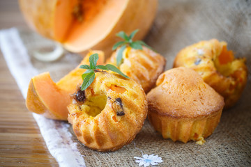 pumpkin muffins