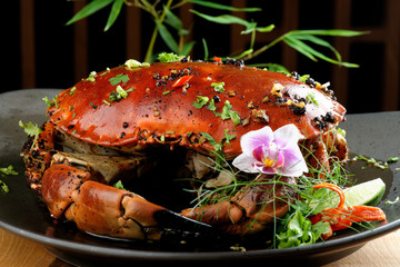 Pepper sauce crab (Singaporean recipe) - obrazy, fototapety, plakaty