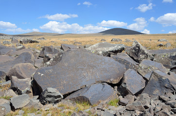 Армения, древние петроглифы