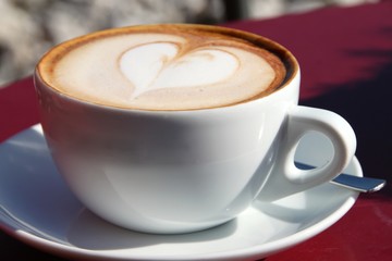 Kaffee mit Herz: Wiener Kaffee / Cappuccino