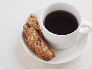 ビスコッティとコーヒー