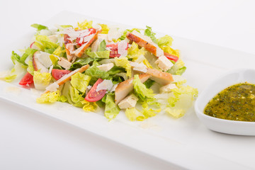 Salat mit Putenstreifen