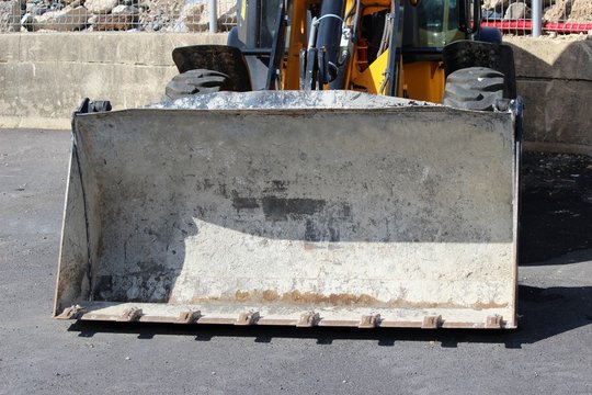 Godet de chargeur sur pneus