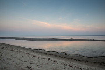 beach skyline with sand and perspective