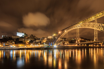 Fototapeta na wymiar Panoramic night of Porto in Portugal