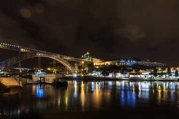 Fototapeta na wymiar Panoramic night of Porto