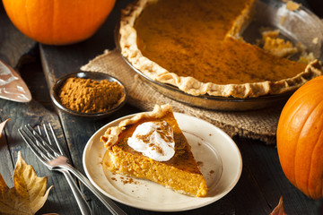 Homemade Pumpkin Pie for Thanksigiving - obrazy, fototapety, plakaty