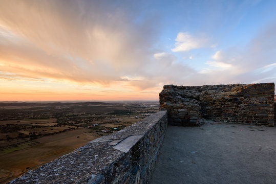 A paisagem desde as muralhas do castelo