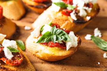 Bruschetta with sundried tomatoes