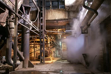 Abwaschbare Fototapete Alte verlassene Fabrik © Andrei Merkulov