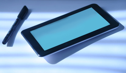 Digital tablet and pen