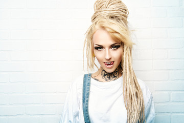 dreadlocks bun