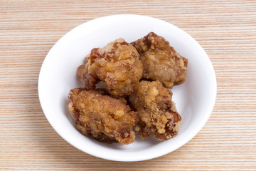 鶏のからあげ