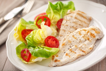 Grilled chicken with salad