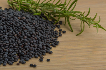 Raw black lentils