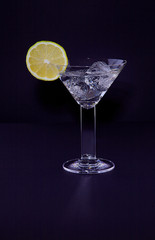 Glas blau