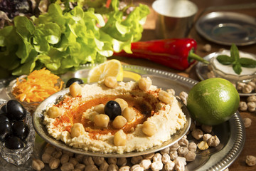 Hummus with vegetables