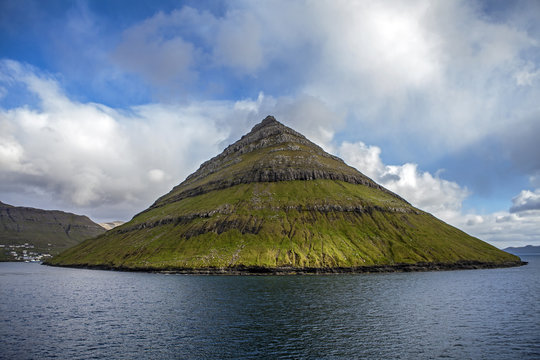 Faroe Island, North Atlantic near Klaksvik3