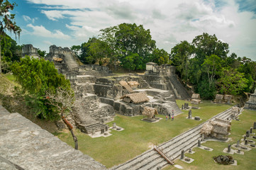 Fototapeta na wymiar tikal mayan ruins in guatemala