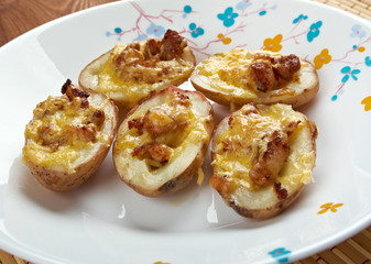 patate ripiene al forno