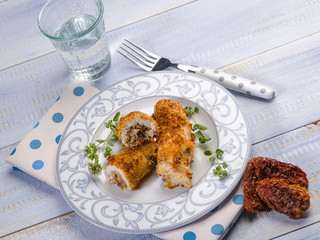 breaded swordfish stuffed with dried tomatoes