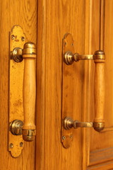 ручки входной двери