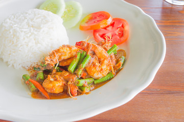 prawns and cow-pea fried with chilies