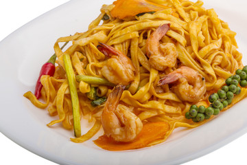 Fried noodles with shrimps