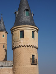 Fototapeta na wymiar Alcazar de Segovia