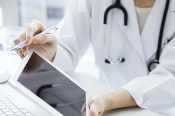 Female doctor described in tablet devices